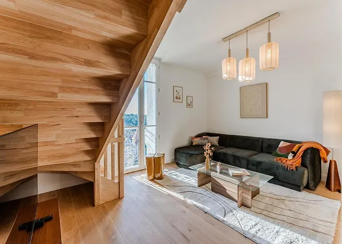 Apartamento De Gamme, 2 Ch, 2 Salles De Bain *